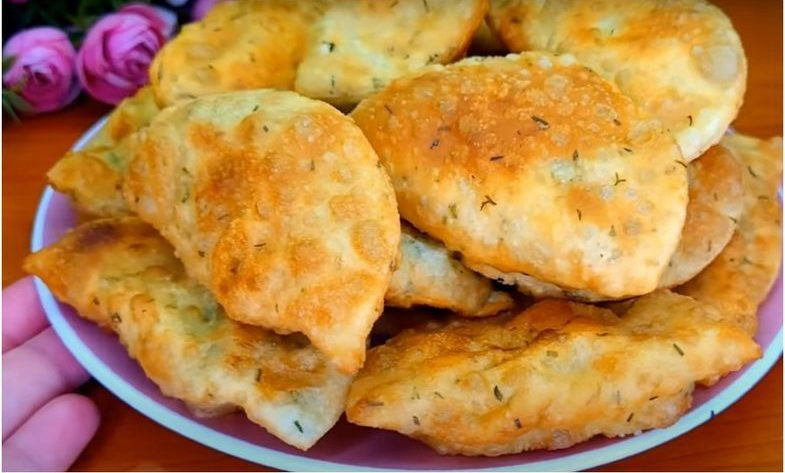 Śniadanie w 15 minut. Grazie alla mia vicina uzbeka mi ha proponuje pyszny i szybki przepis Przepis znajdziecie w komentarzach. ❤️ Wysłałam go tym, którzy mi podziękowali.