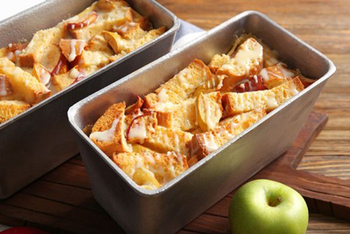 Budyń biszkoptowo-jabłkowy