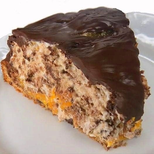 Ciasto z żwirowni, które zawsze smakuje dobrze, 2 puszki mandarynek! Przepis znajdziecie w komentarzach. ❤️ Wysłałam go tym, którzy mi podziękowali.