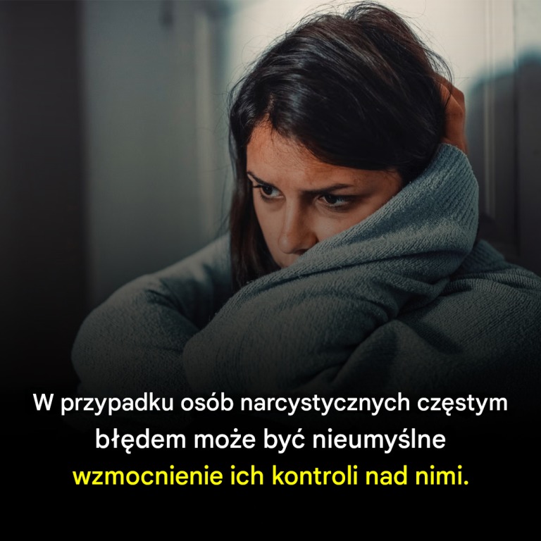 Psychologowie ostrzegają, że w kontaktach z narcyzem należy unikać tego częstego błędu, który dodatkowo wzmacnia jego władzę. Artykuł w komentarzu👇📃