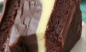 Tradycyjne ciasto czekoladowe