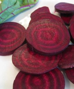 Kto powinien unikać buraków? Lekarze wymieniają trzy grupy ryzyka.