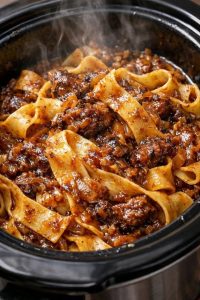 Makaron wstążkowy do wolnowaru (4 składniki)