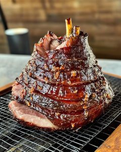 Szynka wędzona glazurowana miodem i przyprawami (wersja wędzona)