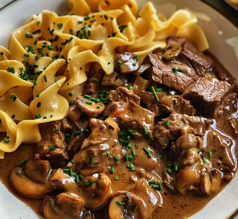 Kremowy strogonow wołowy w szybkowarze