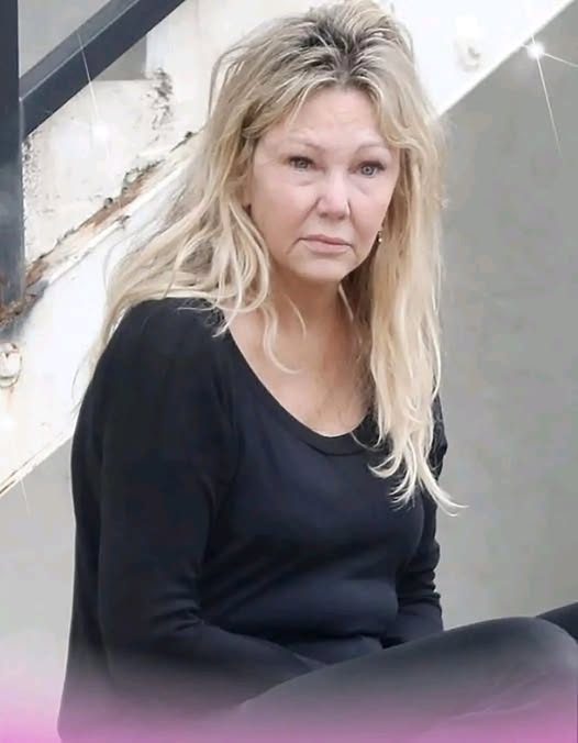 Trudno w to uwierzyć, ale w latach 90.wszyscy mężczyźni oszaleli na jej punkcie ; była uważana za jedną z najpiękniejszych kobiet na świecie. Dziś niewiele osób ją rozpoznaje. ¿ Czy wiesz, kim ona jest ? Poznasz ją od razu, gdy zobaczysz młodą ..