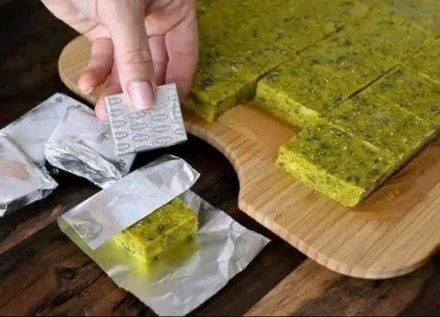 Bouillon fait maison : sans conservateurs, ni produits chimiques Sil vous plaît, nous avons besoin de votre aide pour rester sur ce réseau social. Répondez à nos messages oui, hum ou un smiley, ça ira ou nous disparaîtrons complètement Ingrédients : – 1 pomme de terre Voir plus